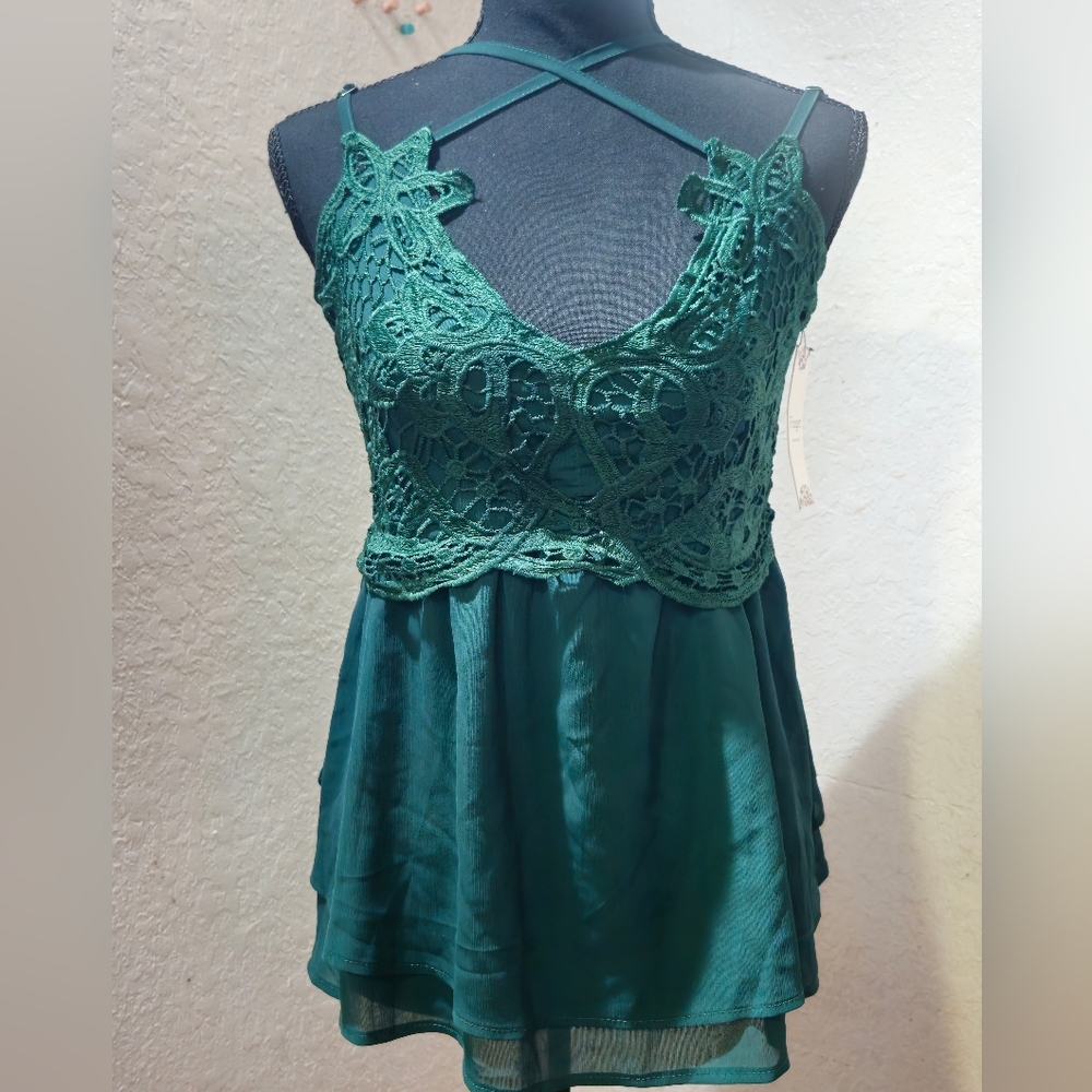 Feager Green Coquette Lace Sleeveless Top Large